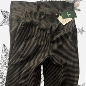 HALARA Black Striped Flared Leggings
